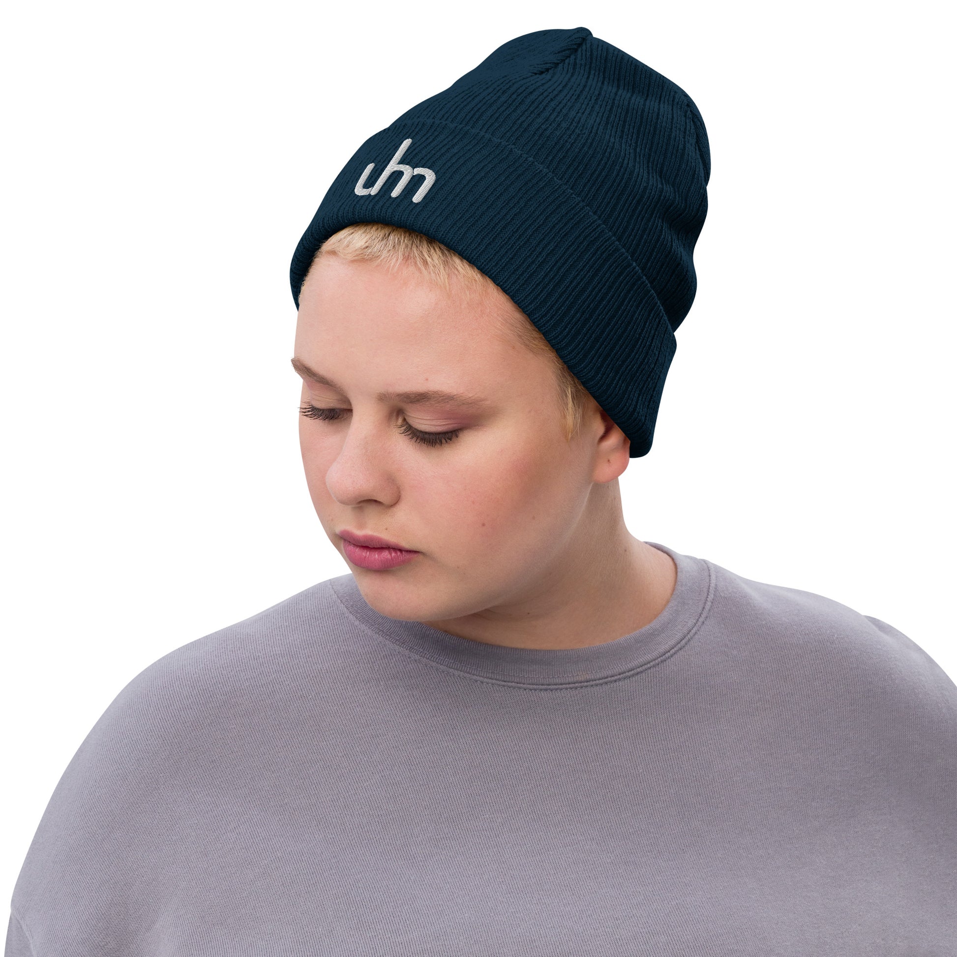 Uhm White Logo Ribbed knit beanie – Rift Damage